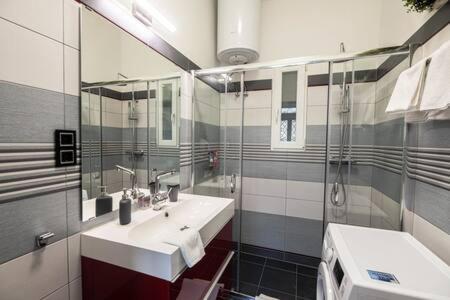 Nice Apartment In The Center بودابست المظهر الخارجي الصورة